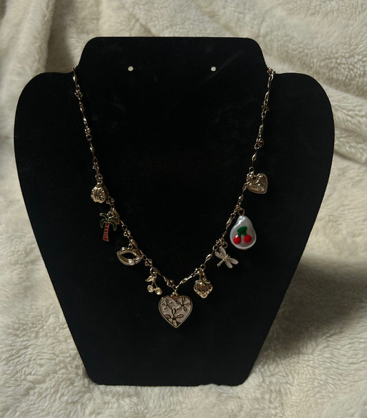 Collier JADE